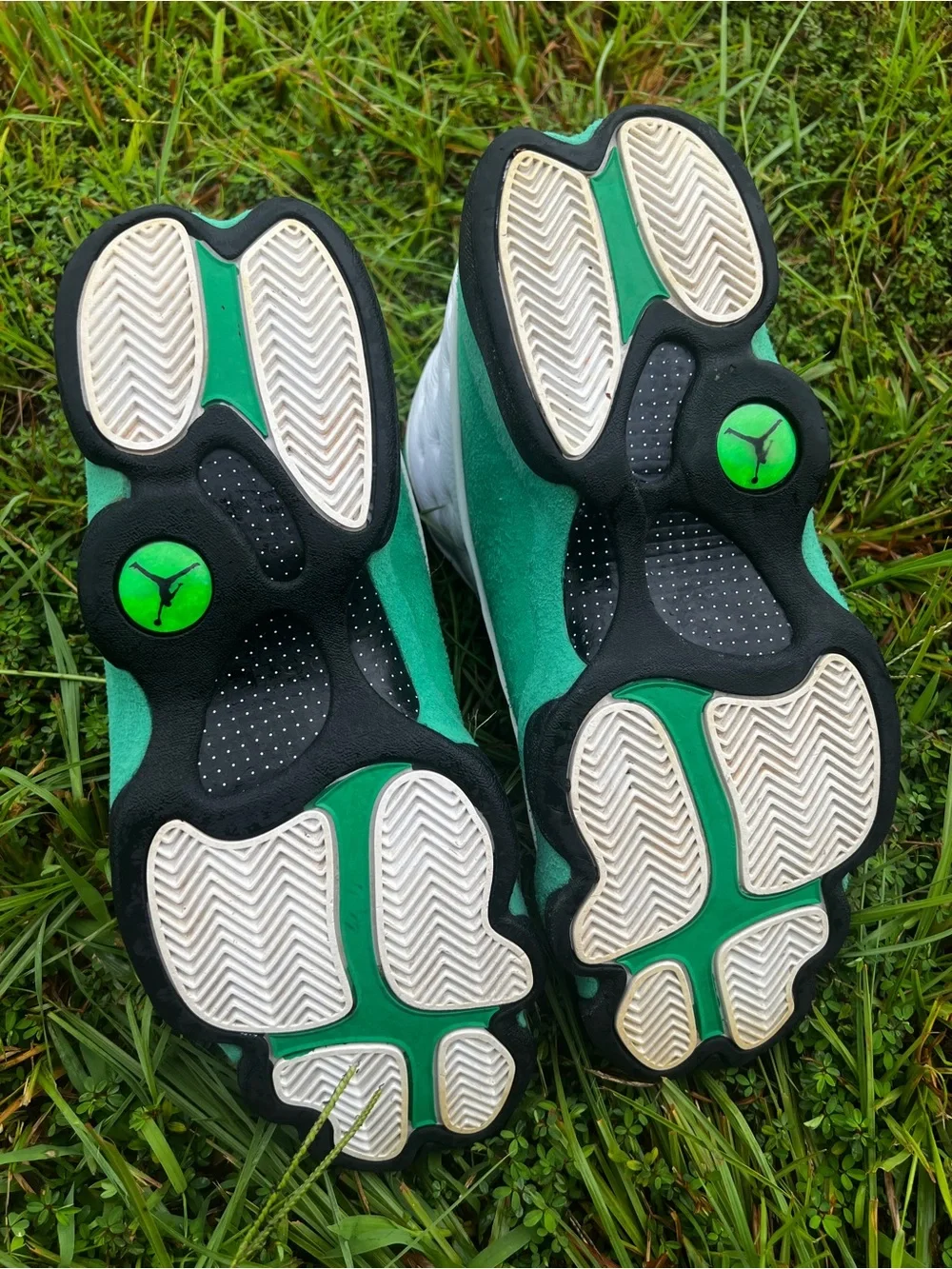 CLEAN Air Jordan 13 XII size 11 Mens Lucky Green shoes